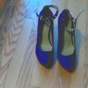 Women's purple stilettos US 10